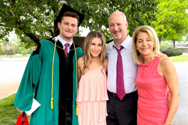 A businessman’s strategic gift powers Alzheimer’s disease research